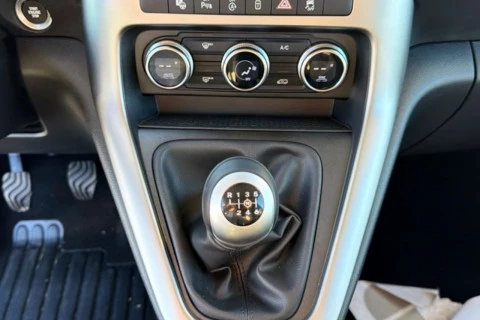 Mercedes-Benz Clase T 180 d