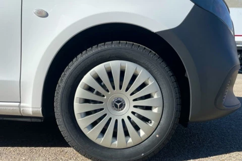 Mercedes-Benz Vito 110 CDI Furgón PRO Larga