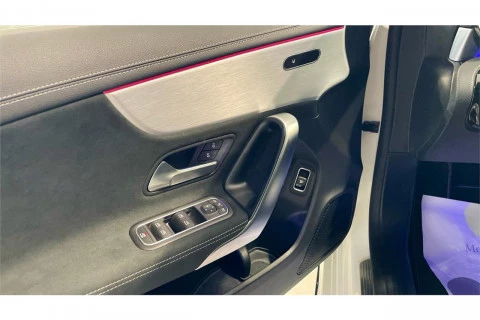 Mercedes-Benz CLA CLA 180