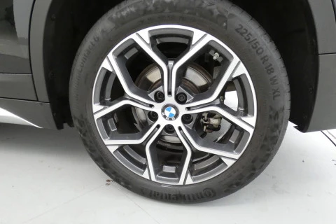BMW X1  SDRIVE 18DA 5P