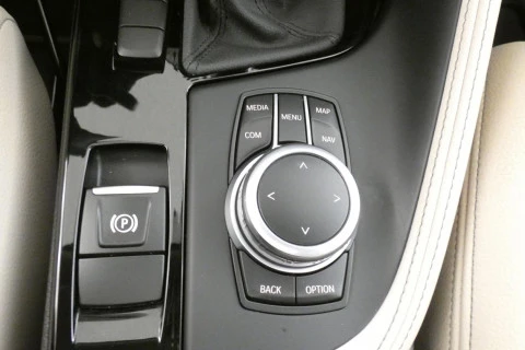 BMW X1  SDRIVE 18DA 5P