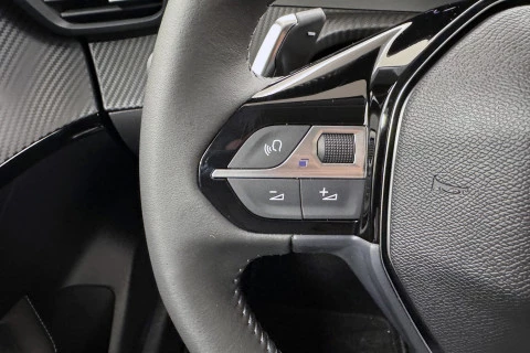 Peugeot 208 Allure HYBRID 110 eDCS6