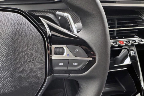 Peugeot 208 Allure HYBRID 110 eDCS6