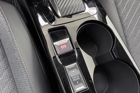 Peugeot 208 Allure HYBRID 110 eDCS6