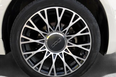 Fiat 500C Dolcevita 1.0 Hybrid 51KW (70 CV)