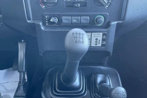Land Rover Defender 110 SW E 90 kW (122 CV)