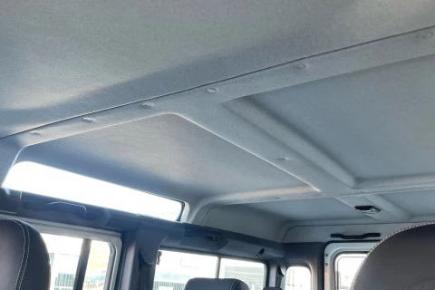 Land Rover Defender 110 SW E 90 kW (122 CV)