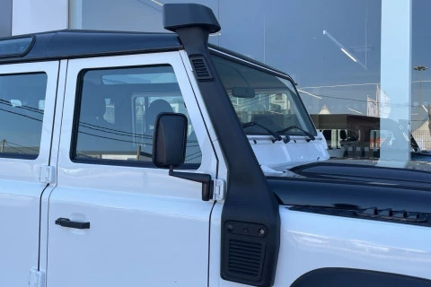 Land Rover Defender 110 SW E 90 kW (122 CV)