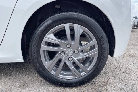 Peugeot 208 PureTech 55kW (75CV) Active Pack