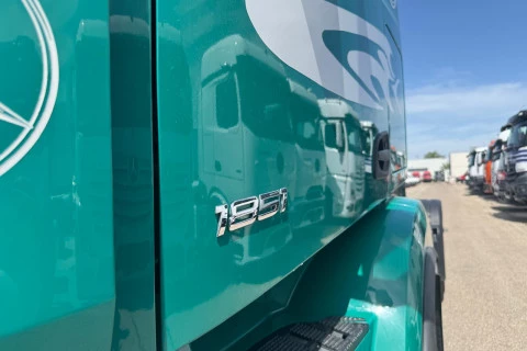 Mercedes-Benz Actros 1851 LS