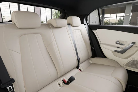 Mercedes-Benz Clase A A 200 d Sedán