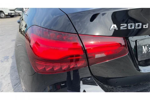 Mercedes-Benz Clase A A 200 d Sedán