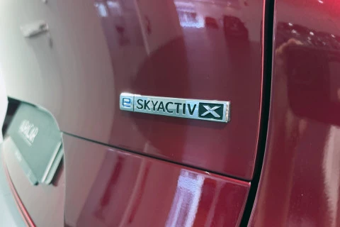 Mazda CX-30 e-SKYACTIV X MHEV 6AT Homura