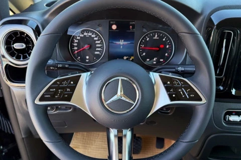 Mercedes-Benz Vito 116CDI AT 120kW Tourer Select Larga