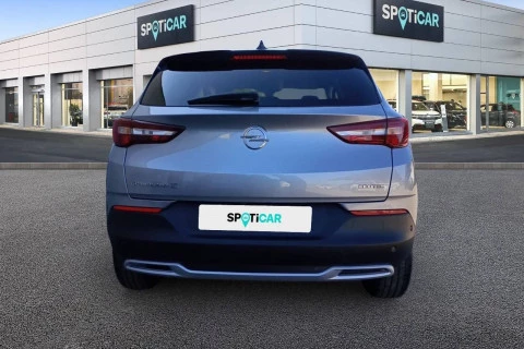 Opel Grandland X 1.2 Turbo Design & Tech