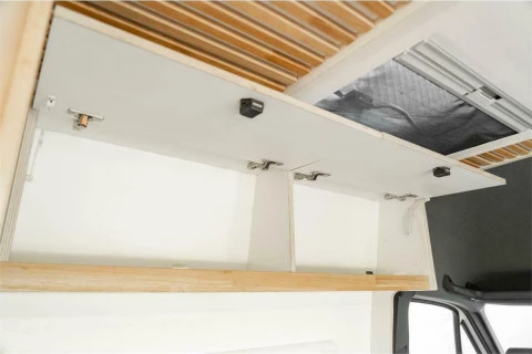 Mercedes-Benz Sprinter 906BB35