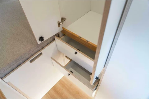 Mercedes-Benz Sprinter 906BB35