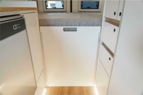 Mercedes-Benz Sprinter 906BB35