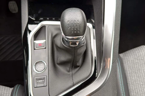 Peugeot 3008 PureTech 130 S&S Allure Pack 96 kW (130 CV)