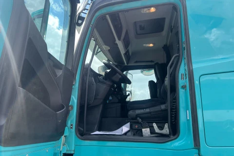 Mercedes-Benz Arocs 1845 LS