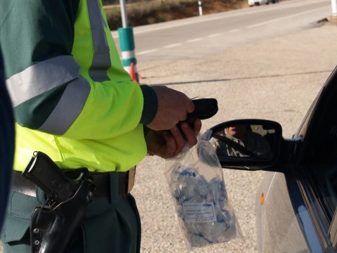450 conductores diarios con positivo en los test de alcohol y/o drogas