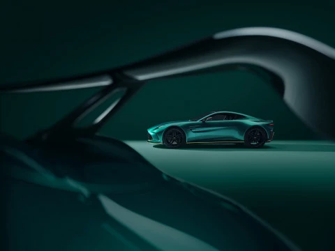 Nuevo Vantage Safety Car F1 Nuevo Vantage Safety Car F1