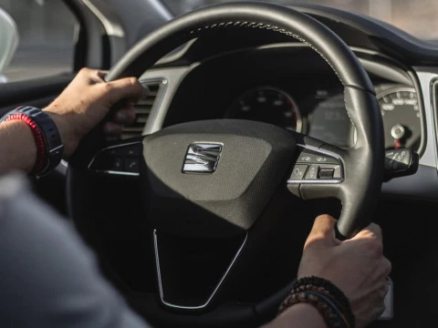 Dirección coche
