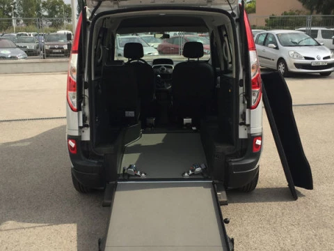 Renault Kangoo TPMR detalle rampa