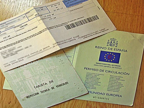 multas por no llevar los papeles del coche