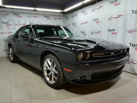 Dodge Challenger 3.6 V6 SXT Dodge Challenger 3.6 V6 SXT