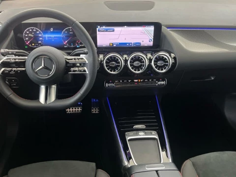 Mercedes-Benz GLA 200 d