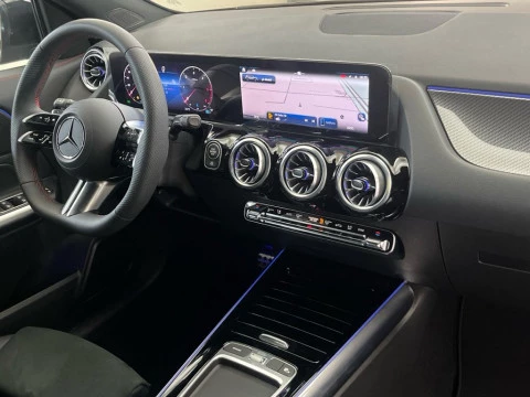 Mercedes-Benz GLA 200 d