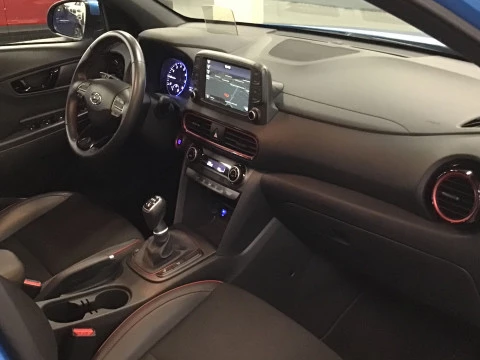 Hyundai Kona 1.0 TGDI Tecno Red 4X2