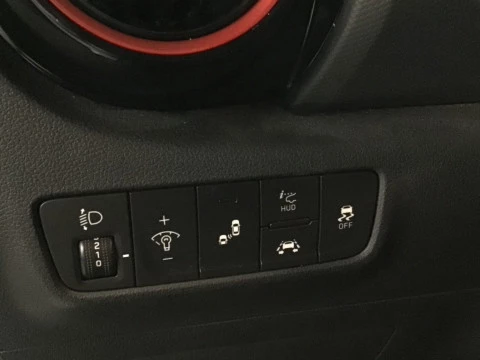 Hyundai Kona 1.0 TGDI Tecno Red 4X2