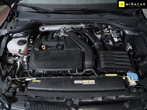 Volkswagen Golf Life 1.5 TSI 96kW 130CV Variant