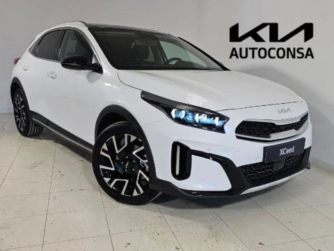 Kia XCeed 1.6 GDi PHEV 104kW (141CV) eMotion Kia XCeed 1.6 GDi PHEV 104kW (141CV) eMotion