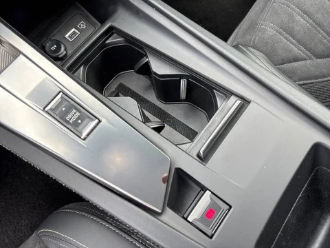 Peugeot 308 5P GT Hybrid 180 eEAT8