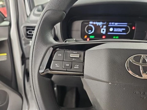 Toyota Proace City Verso Family EV L1 50kWh 136CV Active