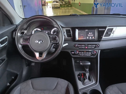 Kia Niro 1.6 GDi HEV Drive 104 kW (141 CV)