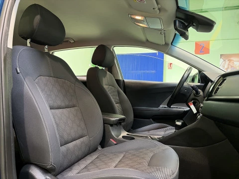 Kia Niro 1.6 GDi HEV Drive 104 kW (141 CV)