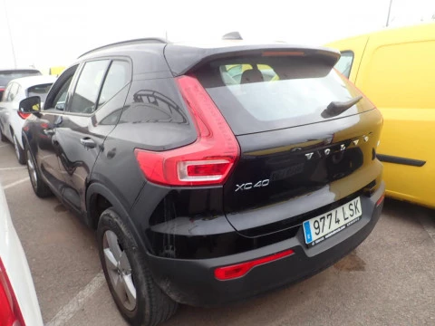 Volvo XC40 1.5 T2 Momentum Core