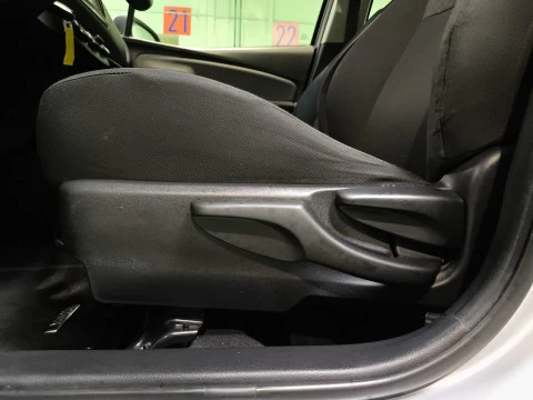 Toyota Yaris 1.3 Active MultiDrive 73 kW (99 CV)