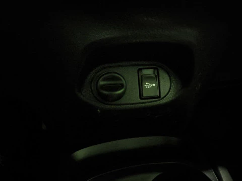 Toyota Yaris 1.3 Active MultiDrive 73 kW (99 CV)