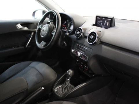 Audi A1 Attraction 1.0 TFSI 70kW S tro Sportback