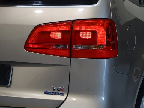 Volkswagen Touran 1.6 TDI 105cv Edition Bluemotion Tech