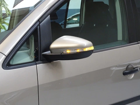 Volkswagen Touran 1.6 TDI 105cv Edition Bluemotion Tech