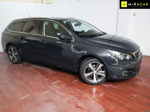Peugeot 308 SW BlueHDI 130 Allure 96 kW (130 CV)
