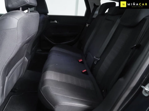 Peugeot 308 SW BlueHDI 130 Allure 96 kW (130 CV)