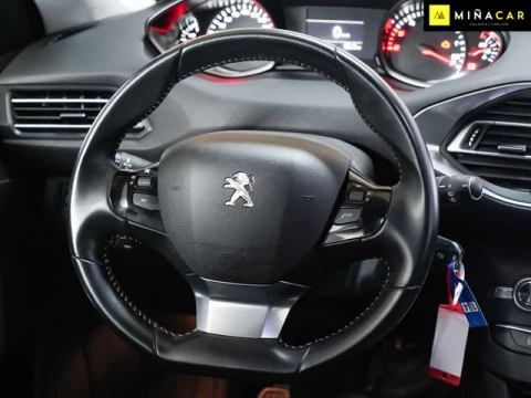 Peugeot 308 SW BlueHDI 130 Allure 96 kW (130 CV)