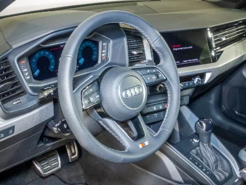 Audi A1 Sportback Black line 30 TFSI 81kW S tron